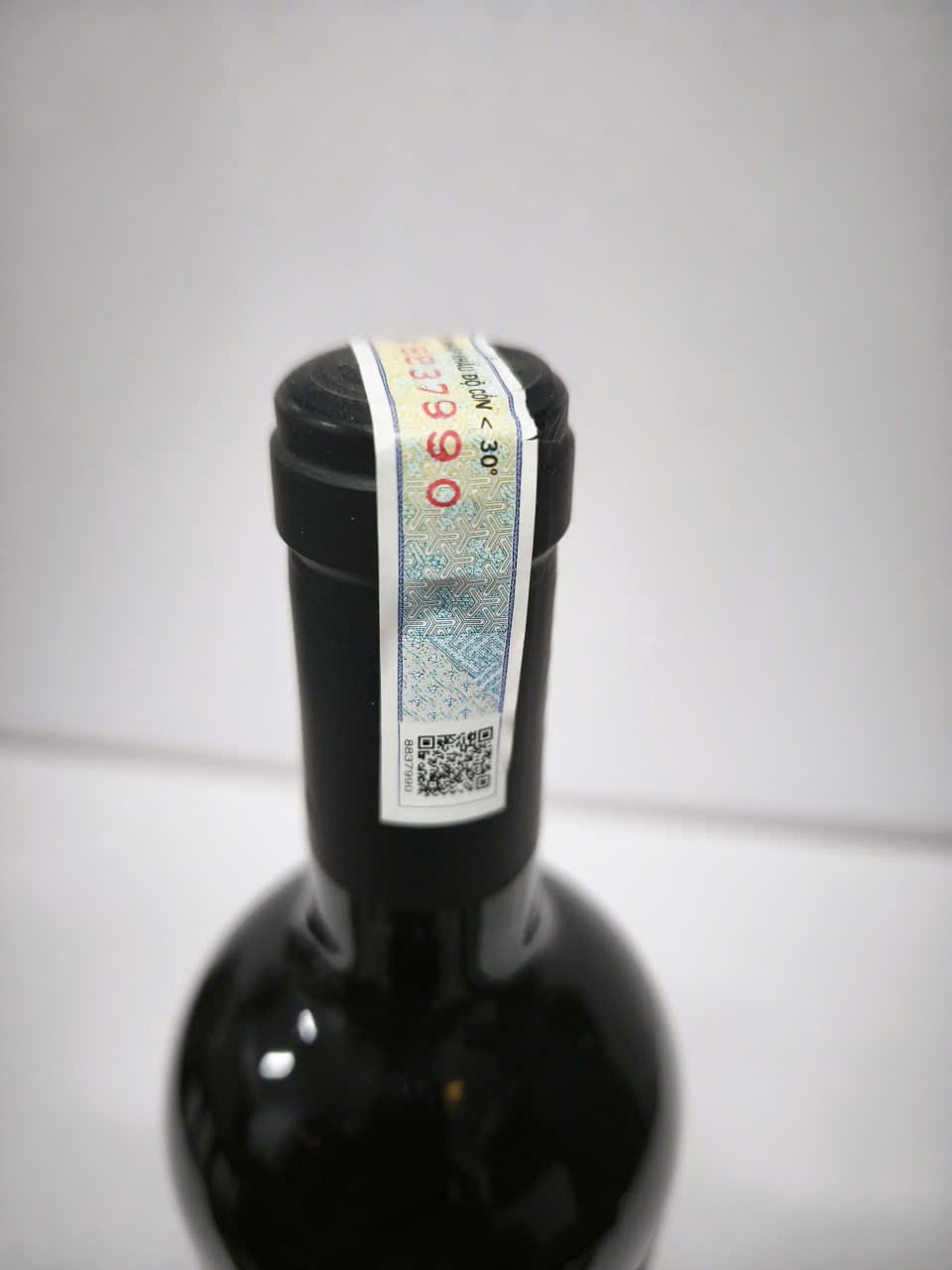 Nhãn sau rượu vang Caliter Reserva Carmenere 2022 mã 7804657332216