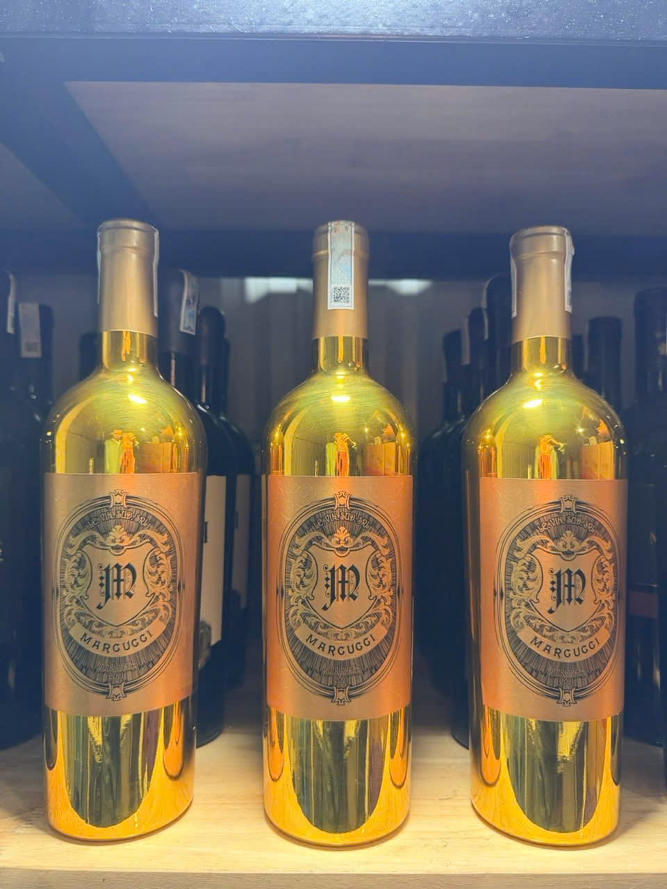 Rượu vang đỏ Marccuci Rosso Gold 2022 chai vàng 750ml – Ý - Ảnh 2