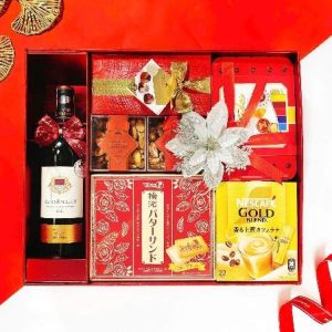 Hộp quà Tết 2026 HQ262556 – Rượu vang Saint Emilion, Bánh Takara, Kẹo BonBon